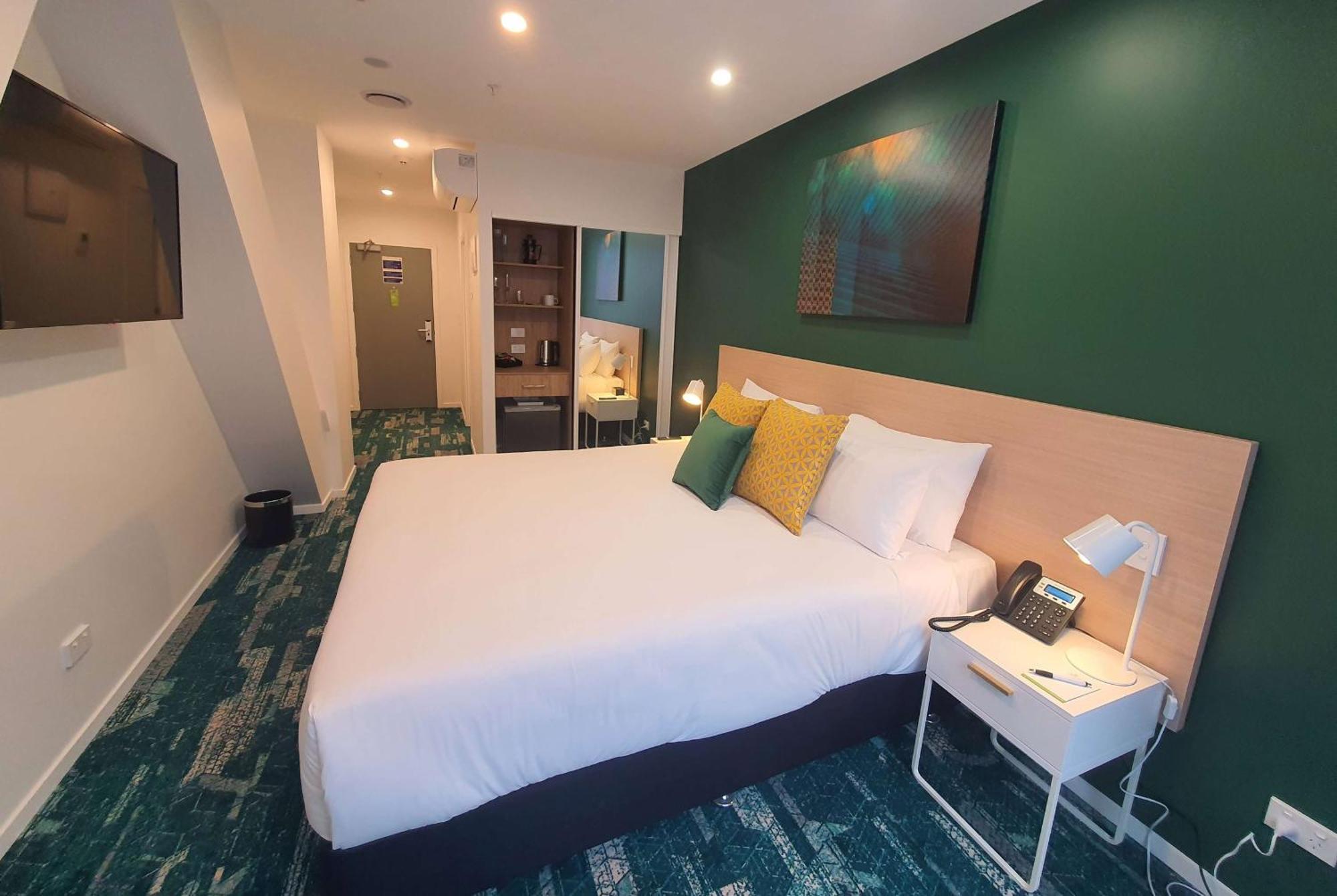 La Quinta By Wyndham Ellerslie Auckland Hotel Exterior photo