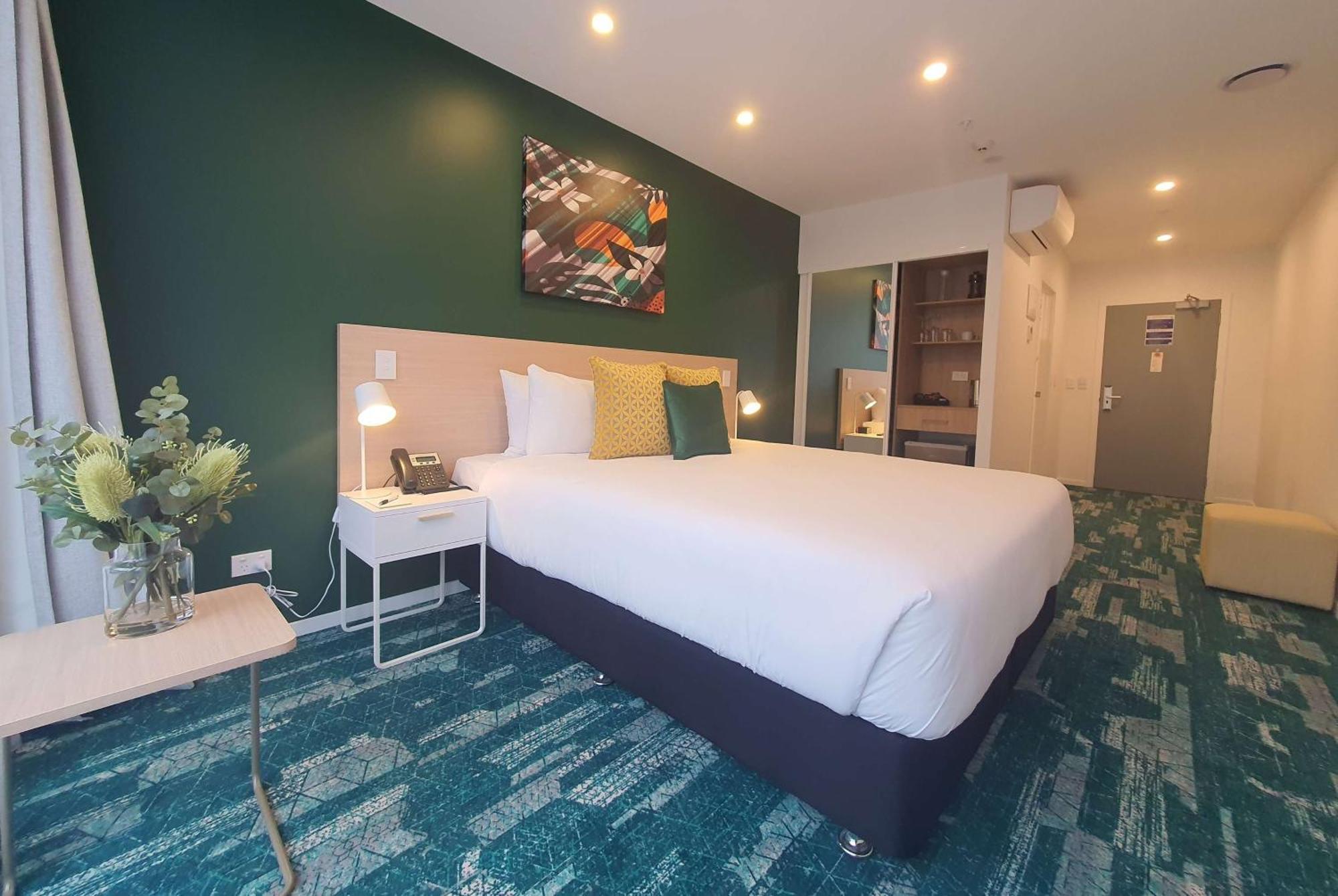 La Quinta By Wyndham Ellerslie Auckland Hotel Exterior photo