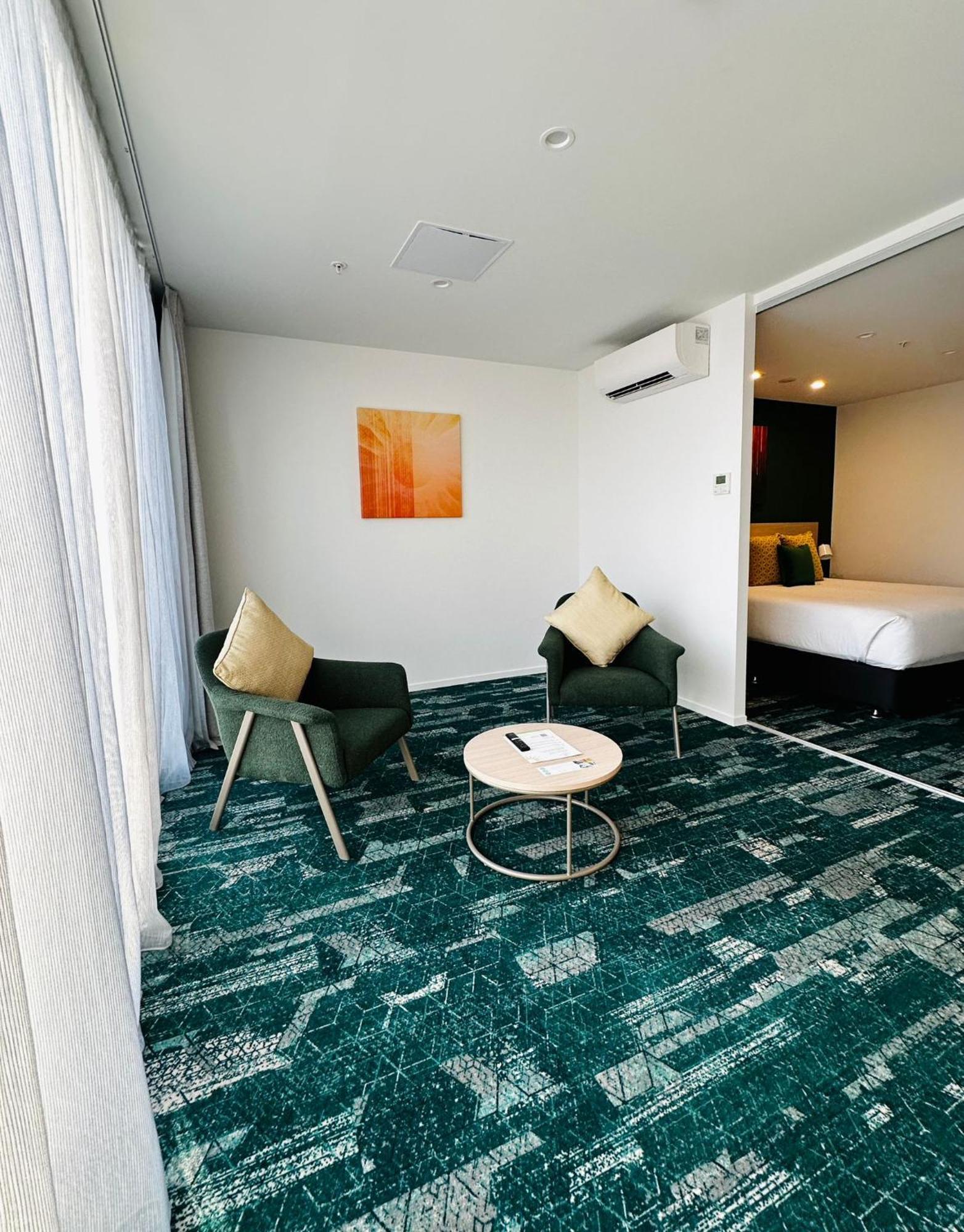 La Quinta By Wyndham Ellerslie Auckland Hotel Exterior photo